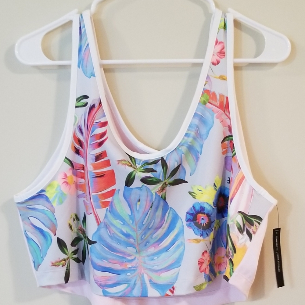 NWT Nike Ultra Femme Cropped Tank Top